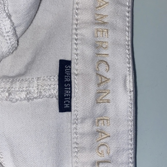 American Eagle White Denim Shorts - Picture 5 of 7